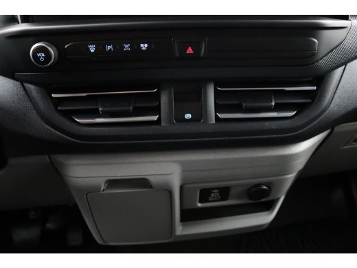Ford Transit Custom 300 2.0 TDCI L2H1 Limited Automaat | Camera | Navigatie | Laadruimte Pakket | Keyless | Adaptive ... ActivLease financial lease