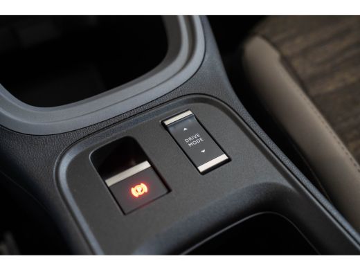 Jeep Avenger Longitude 54 kWh | SOH 96% | Apple Carplay & Android Auto | Parkeersensoren | Climate Controle | ... ActivLease financial lease