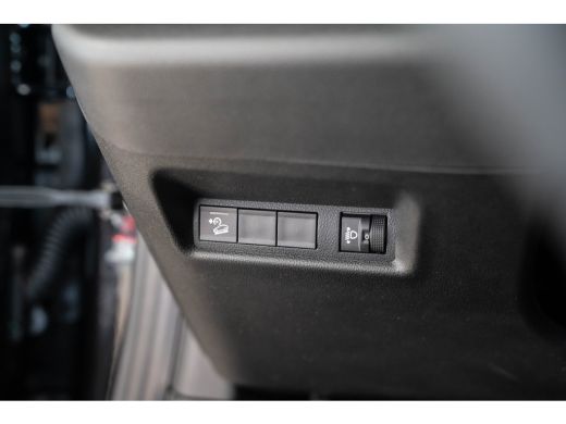 Jeep Avenger Longitude 54 kWh | SOH 96% | Navigatie | Camera | Keyless | Parkeersensoren | Climate Controle | ... ActivLease financial lease