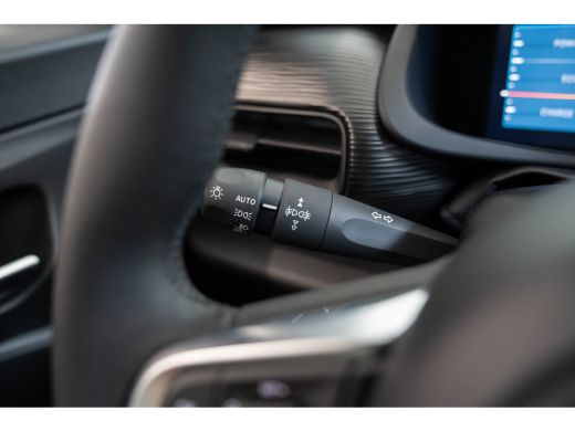 Jeep Avenger Longitude 54 kWh | SOH 96% | Navigatie | Camera | Keyless | Parkeersensoren | Climate Controle | ... ActivLease financial lease