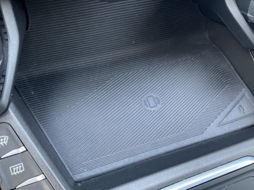Lynk & Co 01 1.5 262pk PHEV Adapt.Cruise Panodak Carplay Memory Plug-in ActivLease financial lease