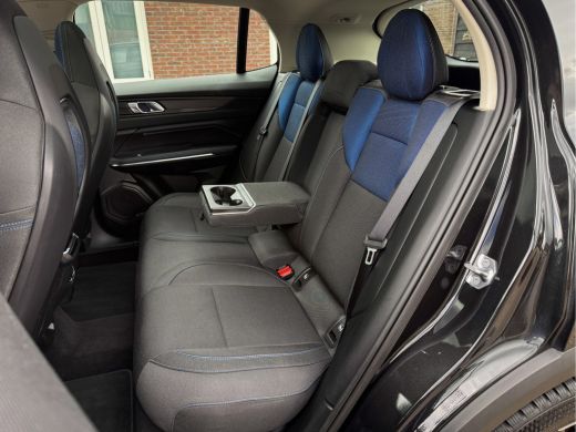 Lynk & Co 01 1.5 - Trekhaak, Navi, Apple carplay, Elek. Verw. stoelenl, Parksensoren, Pano, Cruise! ActivLease financial lease