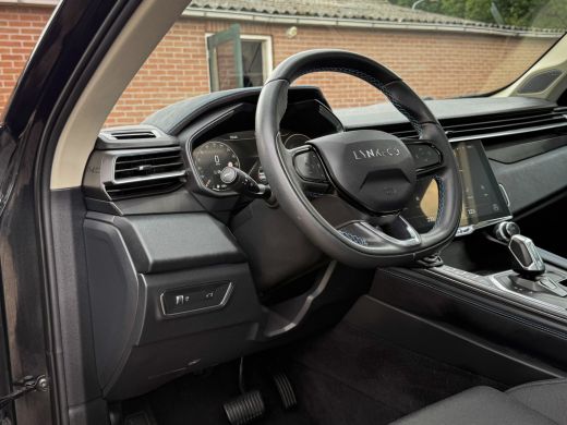 Lynk & Co 01 1.5 - Trekhaak, Navi, Apple carplay, Elek. Verw. stoelenl, Parksensoren, Pano, Cruise! ActivLease financial lease