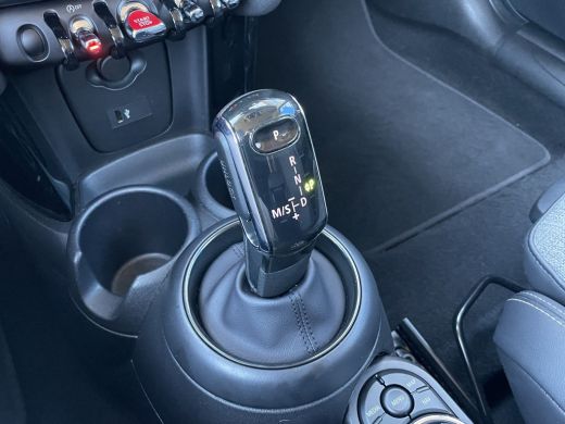 Mini Cooper 1.5 Classic | Cruise Control | Navigatie | Climate Control | PDC | ActivLease financial lease