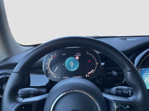 Mini Cooper 1.5 Classic | Cruise Control | Navigatie | Climate Control | PDC | ActivLease financial lease