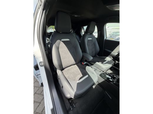 Opel Corsa-e Ultimate 50 kWh (Camera - LED - Automatische Airco - Alcantara - Stoel-/- Stuurverwarming - Navig... ActivLease financial lease