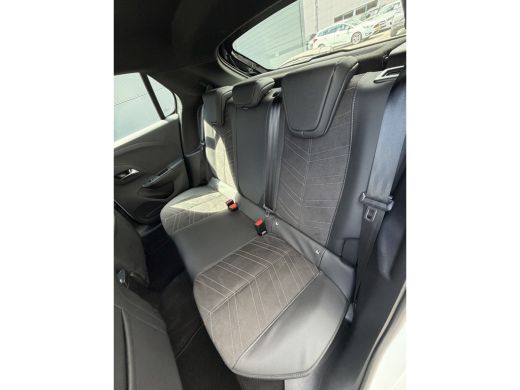 Opel Corsa-e Ultimate 50 kWh (Camera - LED - Automatische Airco - Alcantara - Stoel-/- Stuurverwarming - Navig... ActivLease financial lease