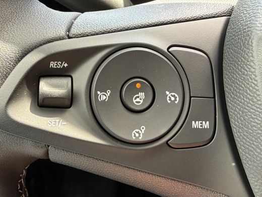 Opel Corsa-e Ultimate 50 kWh (Camera - LED - Automatische Airco - Alcantara - Stoel-/- Stuurverwarming - Navig... ActivLease financial lease