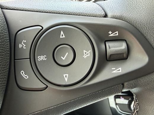 Opel Corsa-e Ultimate 50 kWh (Camera - LED - Automatische Airco - Alcantara - Stoel-/- Stuurverwarming - Navig... ActivLease financial lease