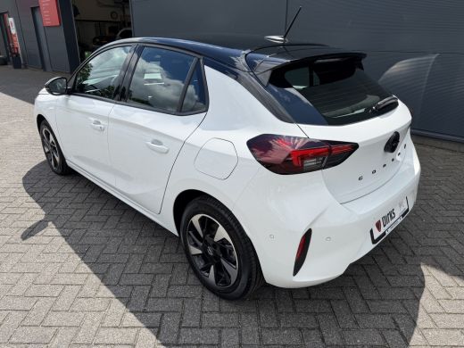 Opel Corsa-e Ultimate 50 kWh (Camera - LED - Automatische Airco - Alcantara - Stoel-/- Stuurverwarming - Navig... ActivLease financial lease