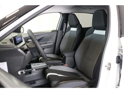 Opel Frontera 1.2 Turbo Hybrid GS 7p. | Navi | Winter en Technologie pakket | Camera | DAB | PDC V+A | Cruise c... ActivLease financial lease
