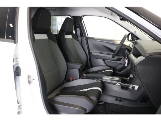 Opel Frontera 1.2 Turbo Hybrid GS 7p. | Navi | Winter en Technologie pakket | Camera | DAB | PDC V+A | Cruise c... ActivLease financial lease