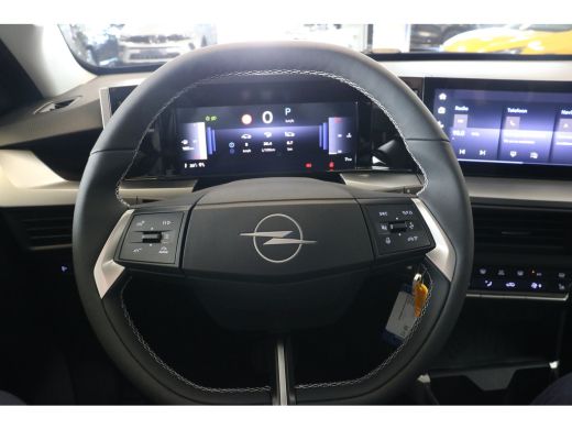 Opel Frontera 1.2 Turbo Hybrid GS 7p. | Navi | Winter en Technologie pakket | Camera | DAB | PDC V+A | Cruise c... ActivLease financial lease
