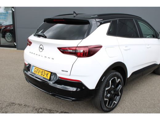 Opel Grandland 1.2 Turbo Hybrid GS | Automaat | Navigatie | Camera | Stoelverwarming + koeling | LED koplampen |... ActivLease financial lease