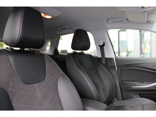Opel Grandland 1.2 Turbo Hybrid GS | Automaat | Navigatie | Camera | Stoelverwarming + koeling | LED koplampen |... ActivLease financial lease
