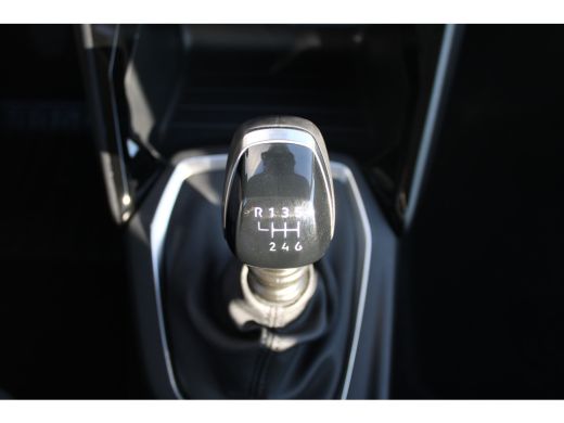 Peugeot 208 1.2 PureTech 100 Style Navigatie | Apple Carplay/Android Auto | Cruise Control ActivLease financial lease