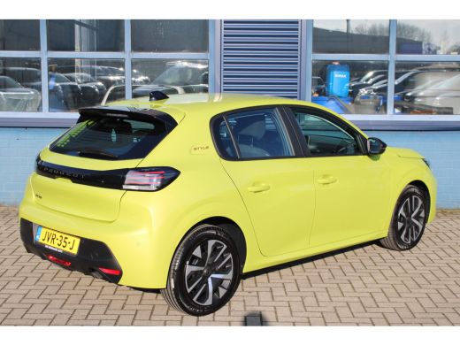 Peugeot 208 1.2 PureTech 100 Style Navigatie | Apple Carplay/Android Auto | Cruise Control ActivLease financial lease