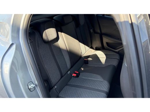 Peugeot 208 1.2 PURETECH 100PK ALLURE / NAVI / LEDER / CLIMA / PDC / 16" LMV / CAMERA / ADAPT. CRUISECONTROL ... ActivLease financial lease