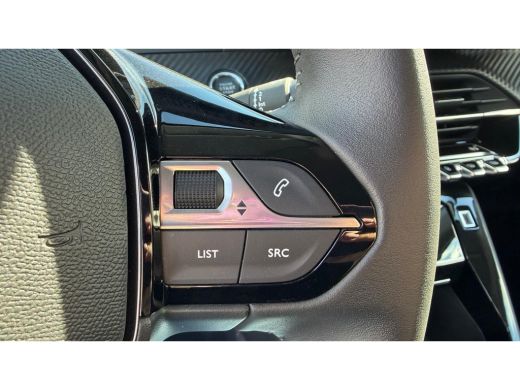 Peugeot 208 1.2 PURETECH 100PK ALLURE / NAVI / LEDER / CLIMA / PDC / 16" LMV / CAMERA / ADAPT. CRUISECONTROL ... ActivLease financial lease