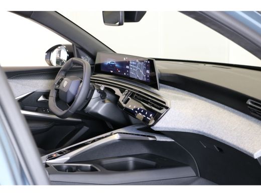 Peugeot 3008 1.6 plug-in Hybrid 195 Allure | Navi | Cruise | LED | 19'' | Keyless | Camera | PDC V+A | Apple C... ActivLease financial lease