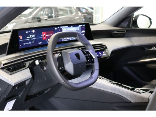Peugeot 3008 1.6 plug-in Hybrid 195 Allure | Navi | Cruise | LED | 19'' | Keyless | Camera | PDC V+A | Apple C... ActivLease financial lease