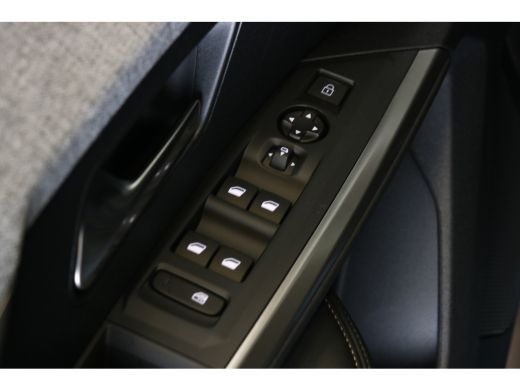 Peugeot 3008 1.6 plug-in Hybrid 195 Allure | Navi | Cruise | LED | 19'' | Keyless | Camera | PDC V+A | Apple C... ActivLease financial lease
