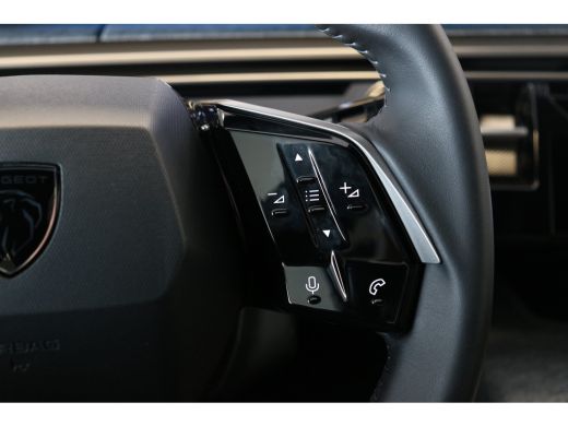 Peugeot 3008 1.6 plug-in Hybrid 195 Allure | Navi | Cruise | LED | 19'' | Keyless | Camera | PDC V+A | Apple C... ActivLease financial lease