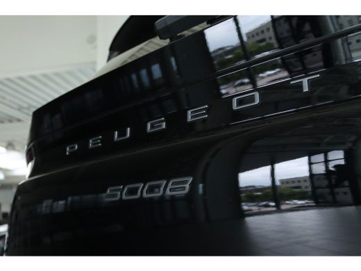 Peugeot 5008 1.2 Hybrid 145 GT | Adapt. Cruise | Schuifdak | Camera | Stoel+Stuurverwarming | 7-Pers | MATRIX ... ActivLease financial lease