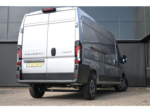 Peugeot e-Boxer 3.5t L3H2 Zwaar 110 kWh | Navigatie | Achteruitrijcamera | Climate Control | Cruise Control | !! ActivLease financial lease