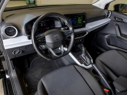 Seat Arona 1.0 EcoTSI Style Business Connect / 95pk / Stoelverwarming / Automatische klimaatregeling / ActivLease financial lease