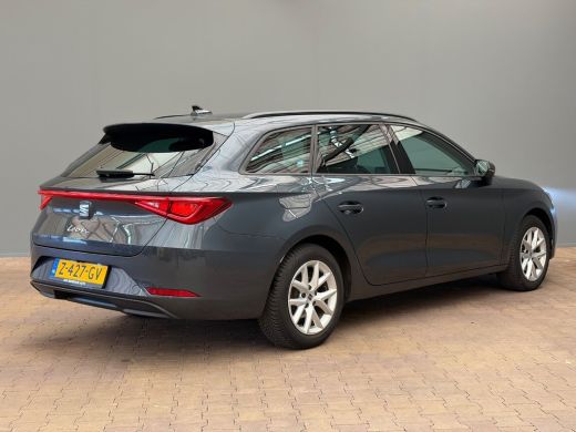 Seat Leon Sportstourer Style Business Intense 110PK TREKHAAK | Achteruitrijcamera | Apple Carplay / Android... ActivLease financial lease