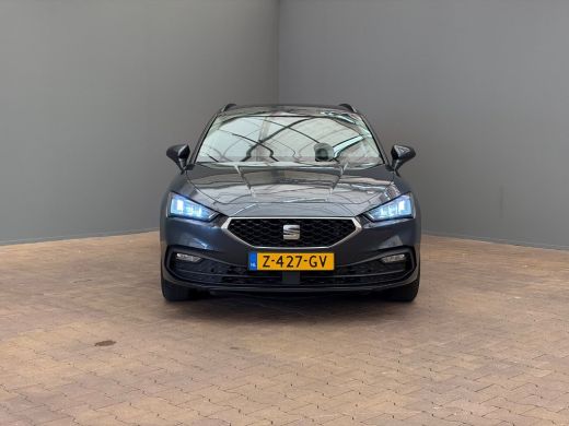 Seat Leon Sportstourer Style Business Intense 110PK TREKHAAK | Achteruitrijcamera | Apple Carplay / Android... ActivLease financial lease
