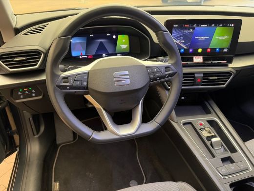 Seat Leon Sportstourer Style Business Intense 110PK TREKHAAK | Achteruitrijcamera | Apple Carplay / Android... ActivLease financial lease
