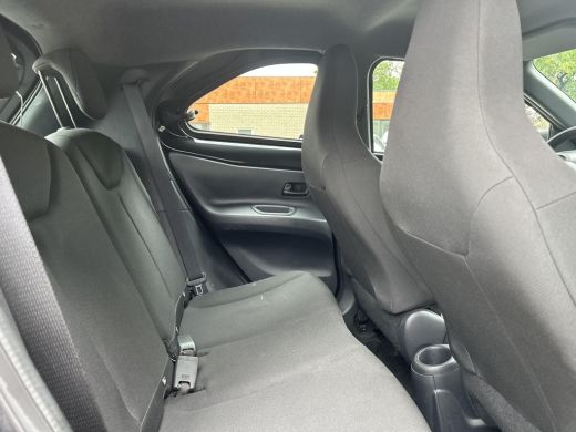 Toyota Aygo 1.0 VVT-i MT Play ActivLease financial lease