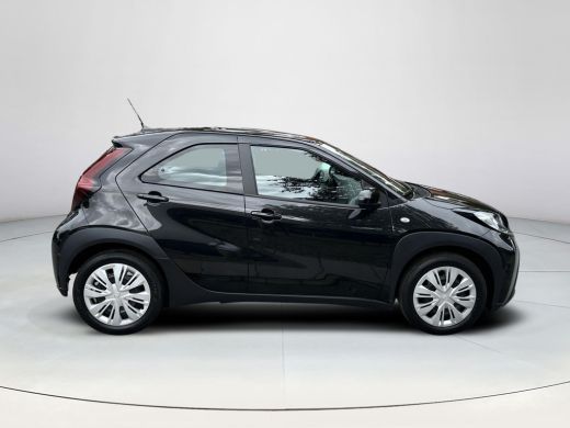 Toyota Aygo 1.0 VVT-i MT Play ActivLease financial lease