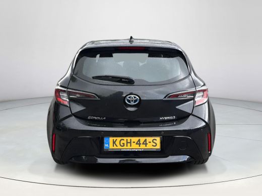 Toyota Corolla 1.8 Hybrid Active | Apple CarPlay/Android auto | Achteruitrijcamera | Parkeersensoren achter ActivLease financial lease