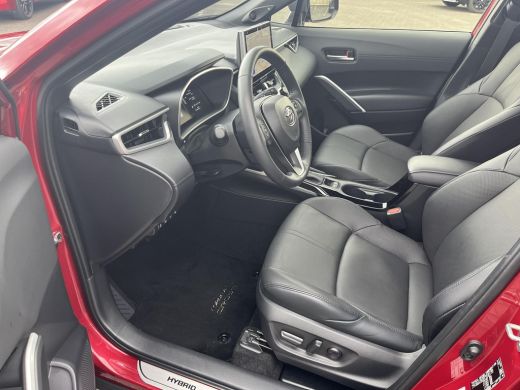 Toyota Corolla Cross Hybrid 200 Executive | Panoramadak | Navigatie | Stoel en stuurverwarming | Dodehoekdetectie ActivLease financial lease