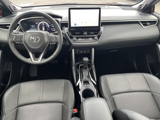 Toyota Corolla Cross Hybrid 200 Executive | Panoramadak | Navigatie | Stoel en stuurverwarming | Dodehoekdetectie ActivLease financial lease