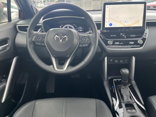 Toyota Corolla Cross Hybrid 200 Executive | Panoramadak | Navigatie | Stoel en stuurverwarming | Dodehoekdetectie ActivLease financial lease