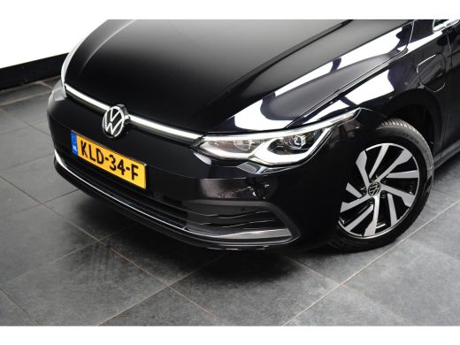 Volkswagen Golf 1.4 eHybrid Style | Full-LED koplampen | Parkeersensor achter | Volledig digitaal instrumentenpaneel ActivLease financial lease