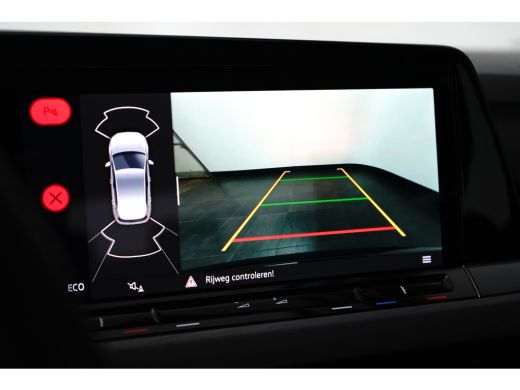 Volkswagen Golf 1.4 eHybrid Style | Full-LED koplampen | Parkeersensor achter | Volledig digitaal instrumentenpaneel ActivLease financial lease