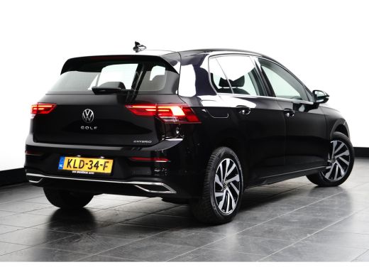 Volkswagen Golf 1.4 eHybrid Style | Full-LED koplampen | Parkeersensor achter | Volledig digitaal instrumentenpaneel ActivLease financial lease