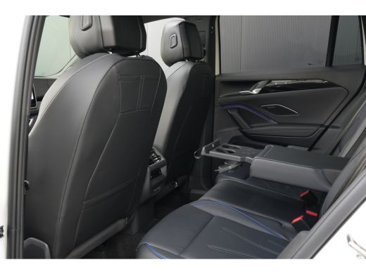 Volkswagen Tiguan 1.5 eHybrid 272pk R-Line Edition | Panoramadak | Trekhaak | Leder | 20" | Stoelverwarming & Venti... ActivLease financial lease