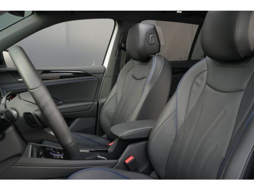Volkswagen Tiguan 1.5 eHybrid 272pk R-Line Edition | Panoramadak | Trekhaak | Leder | 20" | Stoelverwarming & Venti... ActivLease financial lease