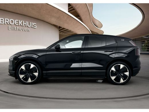 Volvo  EX30 Twin Motor Performance Ultra 69 kWh | 20"LM Velgen | Climate Pack | Getint glas | Panoramadak | H... ActivLease financial lease