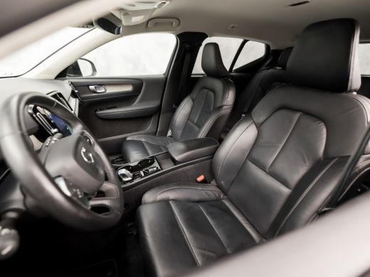Volvo  XC40 1.5 T4 Recharge Inscription 211Pk Automaat (APPLE CARPLAY, GROOT NAVI, STUUR/STOELVERWARMING, LED... ActivLease financial lease