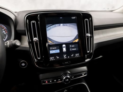 Volvo  XC40 1.5 T4 Recharge Inscription 211Pk Automaat (APPLE CARPLAY, GROOT NAVI, STUUR/STOELVERWARMING, LED... ActivLease financial lease