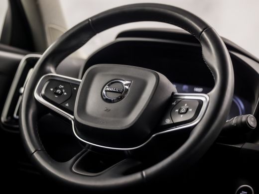 Volvo  XC40 1.5 T4 Recharge Inscription 211Pk Automaat (APPLE CARPLAY, GROOT NAVI, STUUR/STOELVERWARMING, LED... ActivLease financial lease