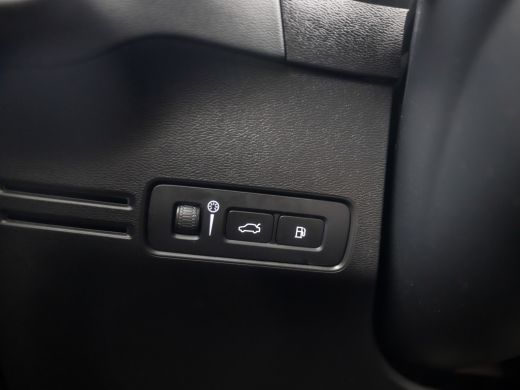 Volvo  XC40 1.5 T4 Recharge Inscription 211Pk Automaat (APPLE CARPLAY, GROOT NAVI, STUUR/STOELVERWARMING, LED... ActivLease financial lease