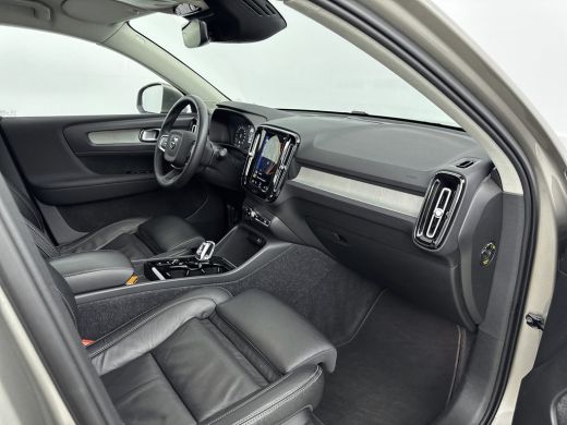 Volvo  XC40 1.5 T4 Recharge Inscription | Trekhaak | PDC V+A en Camera | Adaptive Cruiscontrol | Stoel + Stuu... ActivLease financial lease